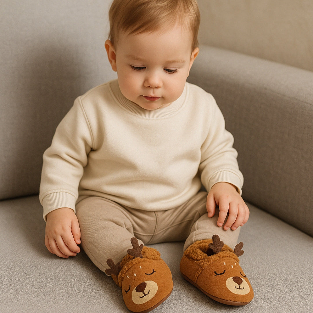 Chaussons Cerf pour Bébé – Confort & Fantaisie pour l’Hiver